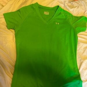 Green under armour shirt sm